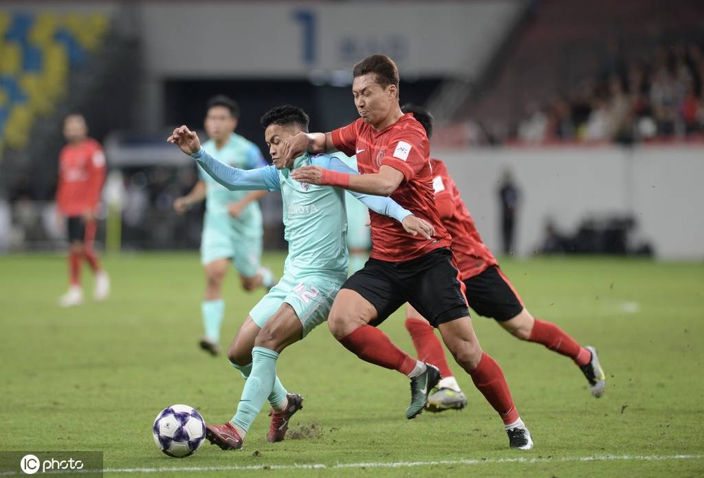 替補出戰(zhàn)全場1射正<strong></p>
<p>宏鑫機械設備有限公司
</strong>！亞冠-胡荷韜傷退 成都0-2不敵柔佛:宏鑫機械設備有限公司
